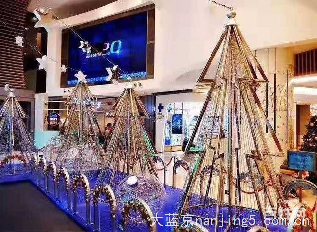 高端暖场道具圣诞树出售 商业活动圣诞树出租出售