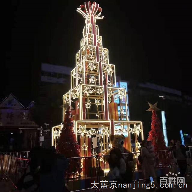 高端暖场道具圣诞树出售 商业活动圣诞树出租出售