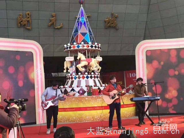 圣诞树定制出售圣诞节圣诞树现货出租出售厂家直销