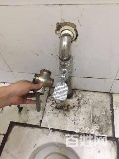 江宁区小便池不出维修 小便池配件更换 感应器维修