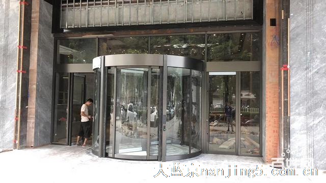南京元泉自动门有限公司生产销售各类感应门旋转门