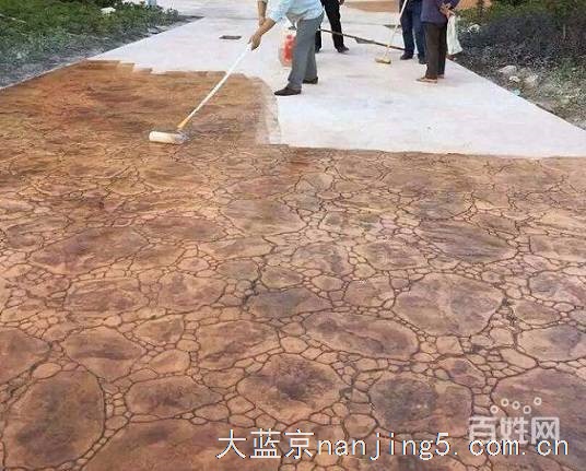 压花地面材料_路面压模地坪_报价咨询南京拓彩地坪