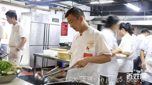 扬州港式炖品培训报名!在线可申请免费试吃,欢迎来电!