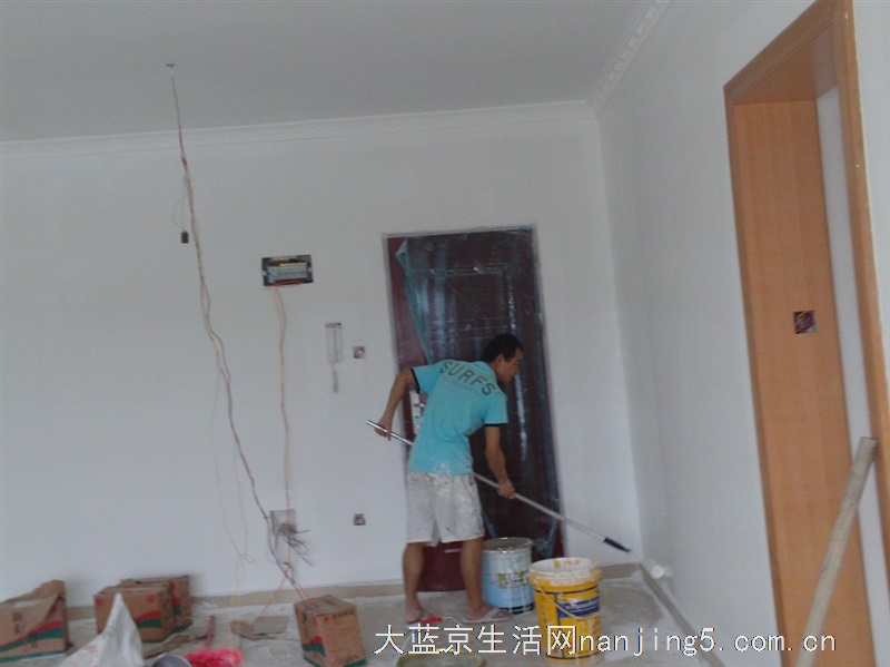 南京刷墙公司电话，专业墙面修补，二手房翻新改造