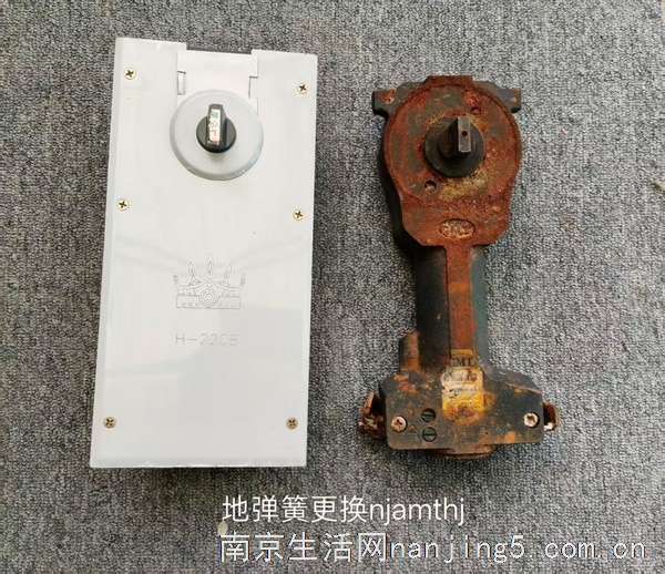 南京玻璃门维修